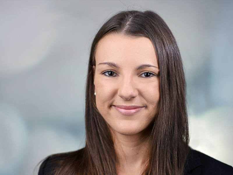 Sarah Mang — Reisekauffrau